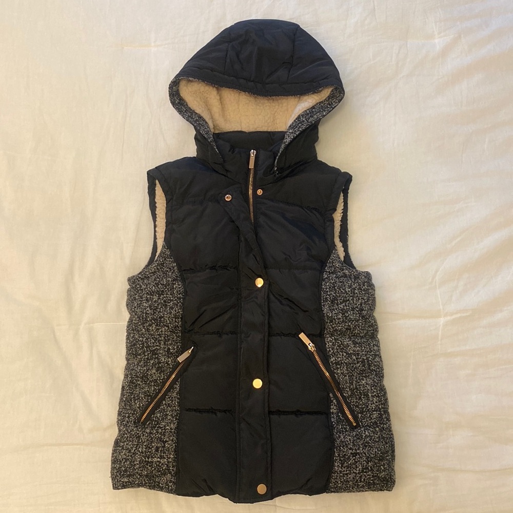 Womens Ci Sono Puffer Vest with Sherpa Fur inside(Small)